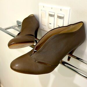 Zara leather shoe 8.5